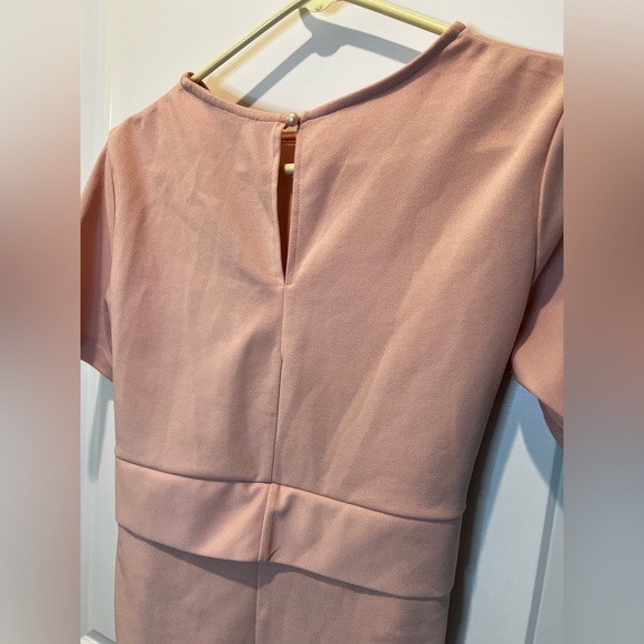 Shein Pink Short Sleeve Blouse Size Medium - Picture 3 of 9